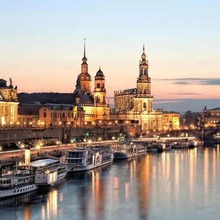 Zentrums Nahe 2 Raum Mit Modernen Bad Appartement Dresden